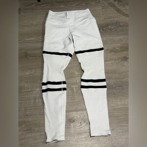 ALO Yoga White Leggings with Black Stripes